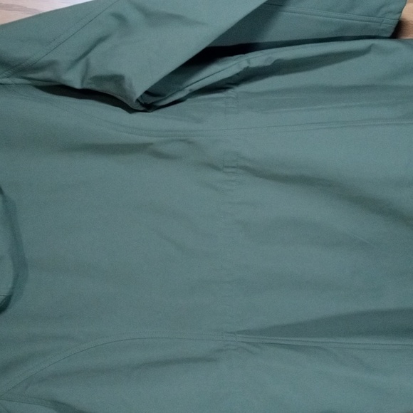 Free Tech, draw string zip up plus size jacket. - Picture 5 of 8